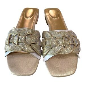 Bandolino Mantou3 Sandals | Light Pink Rhinestone Slip-Ons | Size 6.5M | NIB